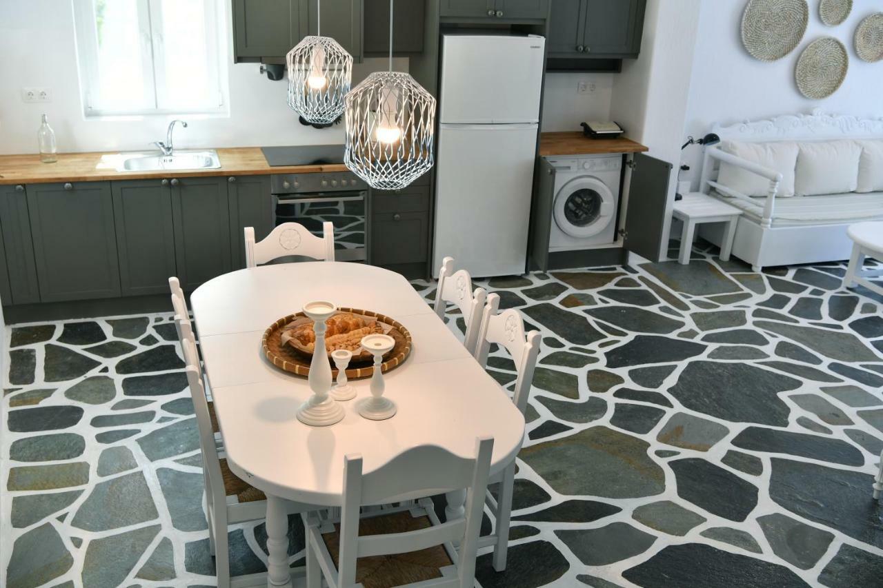 Santa Flora 3 Bedroom House A ParikiaaS Edge ปาริเกีย ภายนอก รูปภาพ